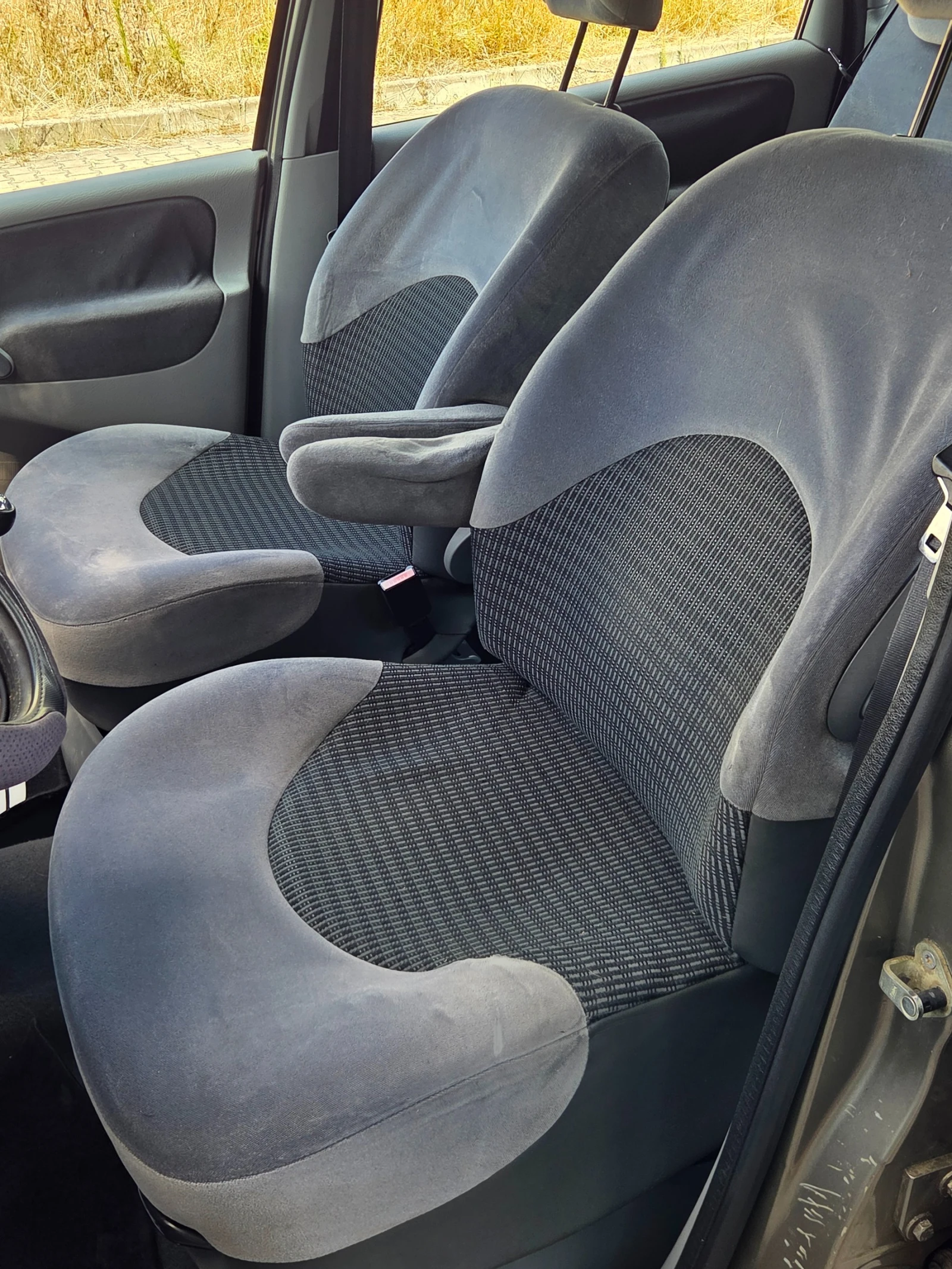 Citroen Xsara picasso 1.6i Фабрична газ ОТЛИЧНА* , снимка 7 - Автомобили и джипове - 55845245