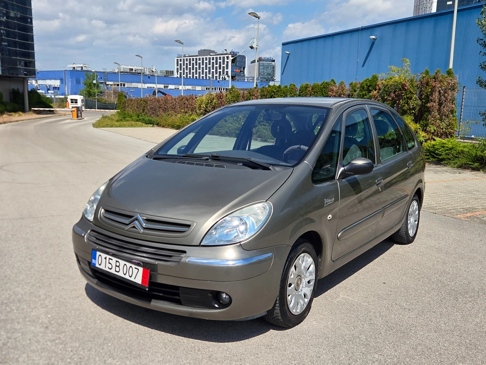Citroen Xsara picasso 1.6i Фабрична газ ОТЛИЧНА* , снимка 2 - Автомобили и джипове - 55845245