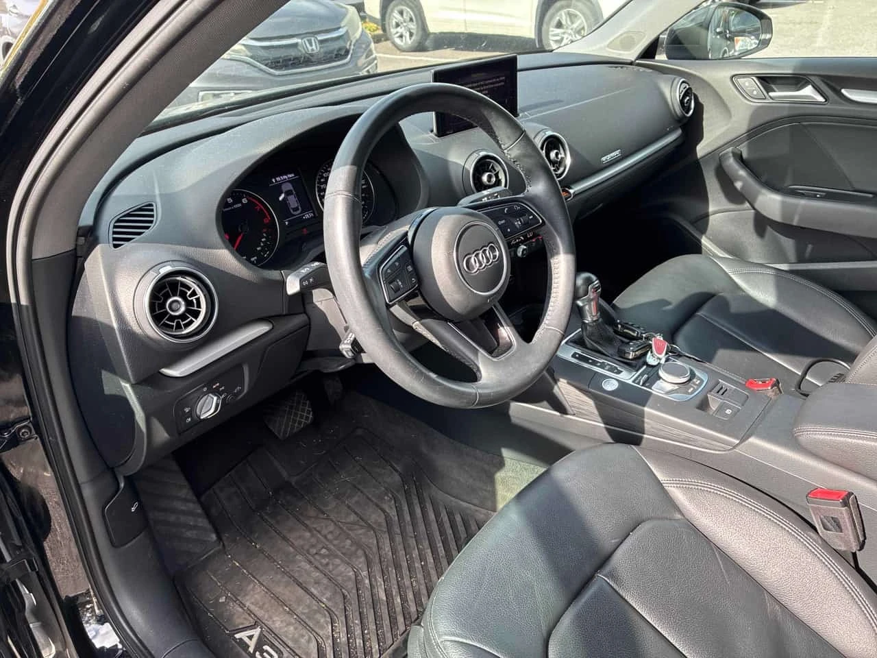 Audi A3 * Komfort * CARFAX * �� ���������������� *  | Mobile.bg � ����������� 5