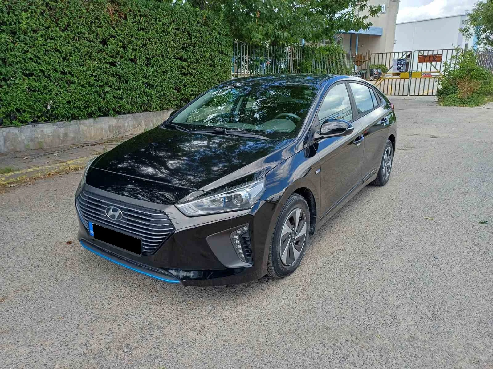 Hyundai Ioniq 1.6 GDI Hybrid Premium | Mobile.bg � ����������� 3