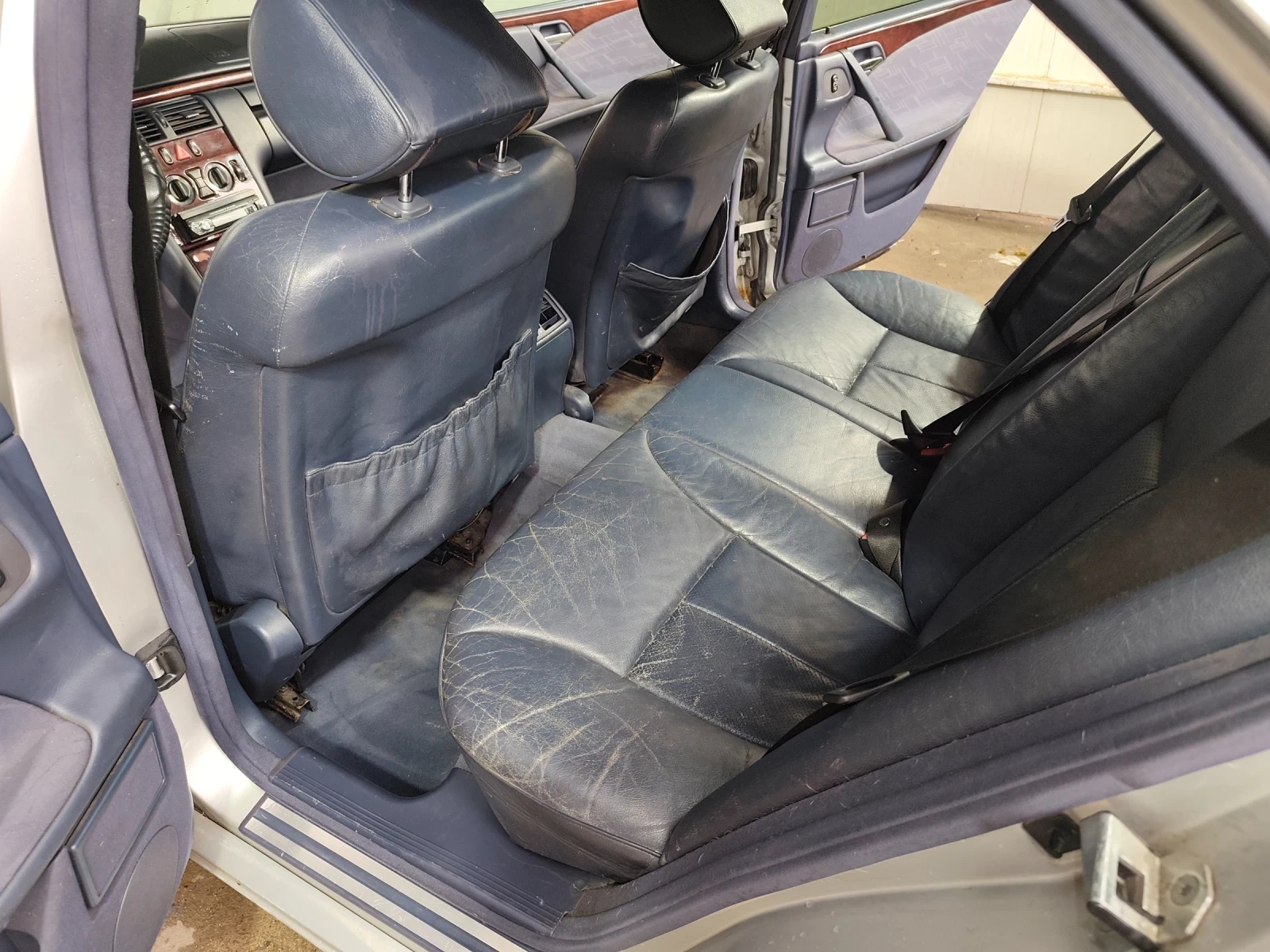Mercedes-Benz C 200 CDI, снимка 8 - Автомобили и джипове - 56747304