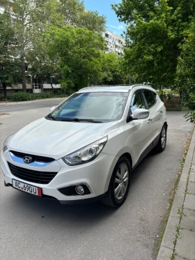 Обява за продажба на Hyundai IX35 2.0 4х4 Автоматик ~18 200 лв. - изображение 1