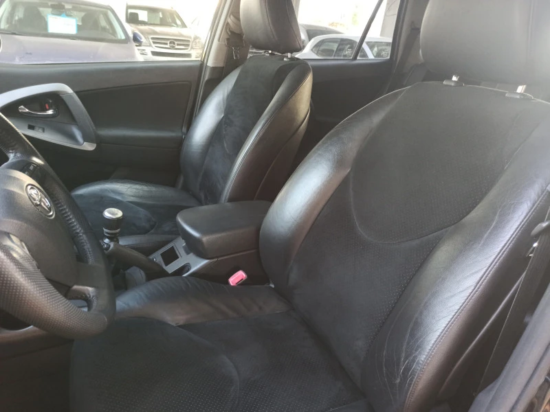 Toyota Rav4 Keyless, NAVI, FULL , снимка 15 - Автомобили и джипове - 46400934