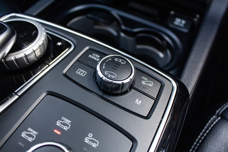 Mercedes-Benz GLS 500 offroad package, снимка 5 - Автомобили и джипове - 51937972