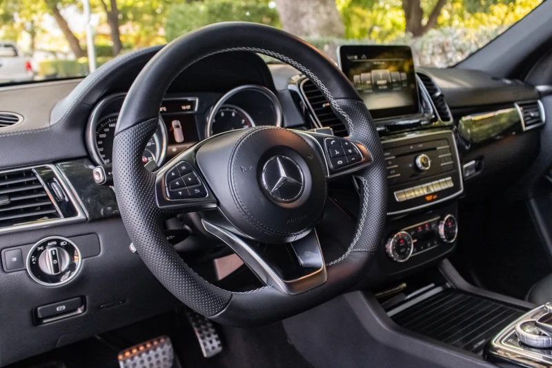 Mercedes-Benz GLS 500 offroad package, снимка 6 - Автомобили и джипове - 51937972