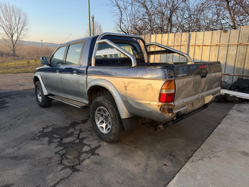 Mitsubishi L200, снимка 5 - Автомобили и джипове - 52830979