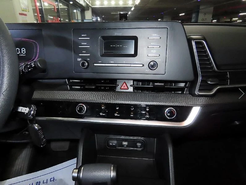 Kia Sportage Diesel 2.0 2WD| 184к.с.| ВКЛ.ТЕХНОТЕСТ, снимка 11 - Автомобили и джипове - 55261778