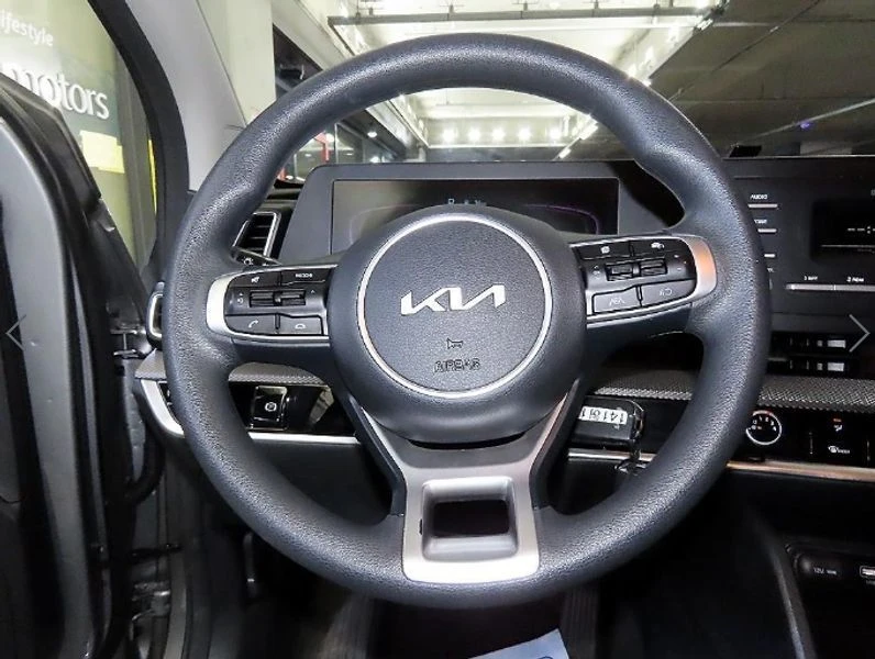 Kia Sportage Diesel 2.0 2WD| 184к.с.| ВКЛ.ТЕХНОТЕСТ, снимка 8 - Автомобили и джипове - 55261778