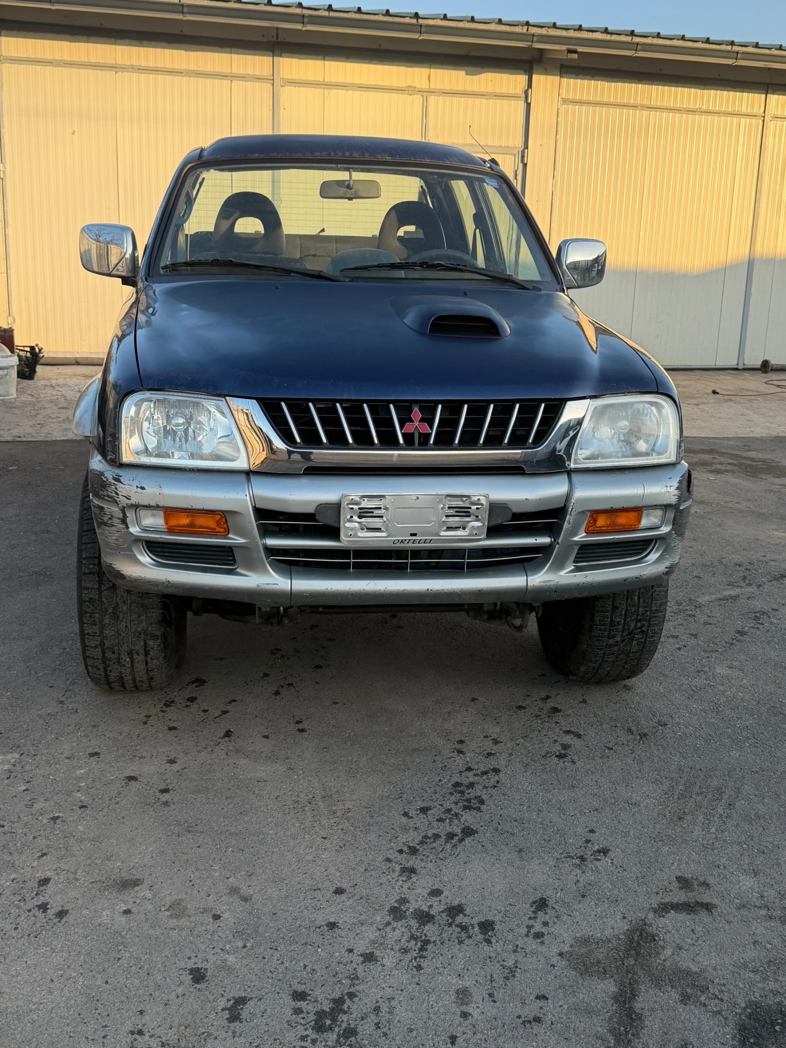 Mitsubishi L200, снимка 1