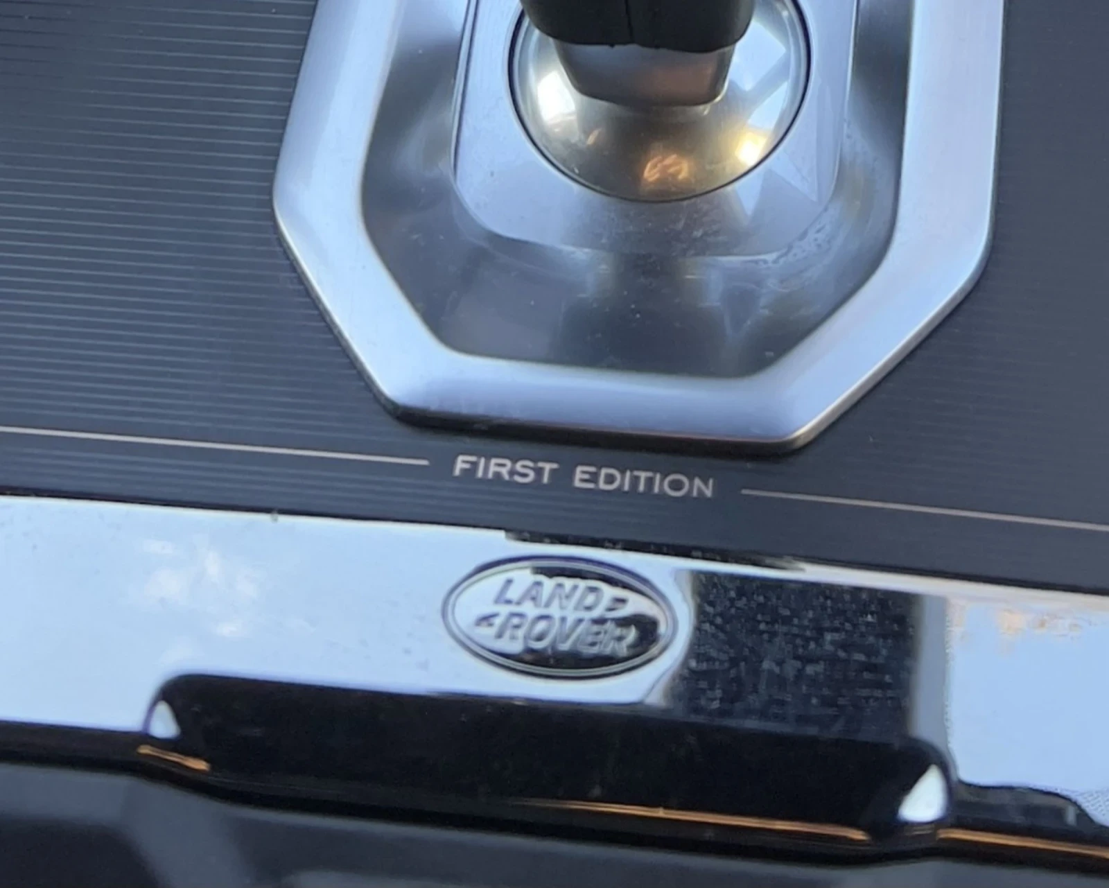 Land Rover Range Rover Evoque FIRST EDITION, 250hp P250 - изображение 3