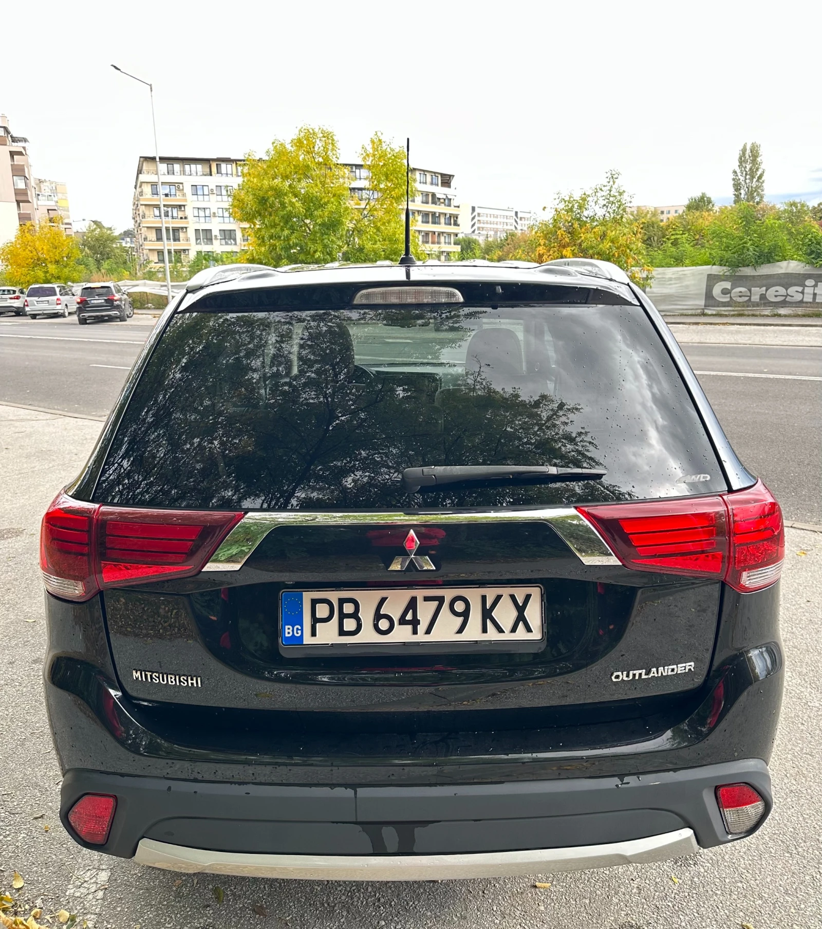 Mitsubishi Outlander 2.2 Di-D 4WD 7-местен - изображение 5