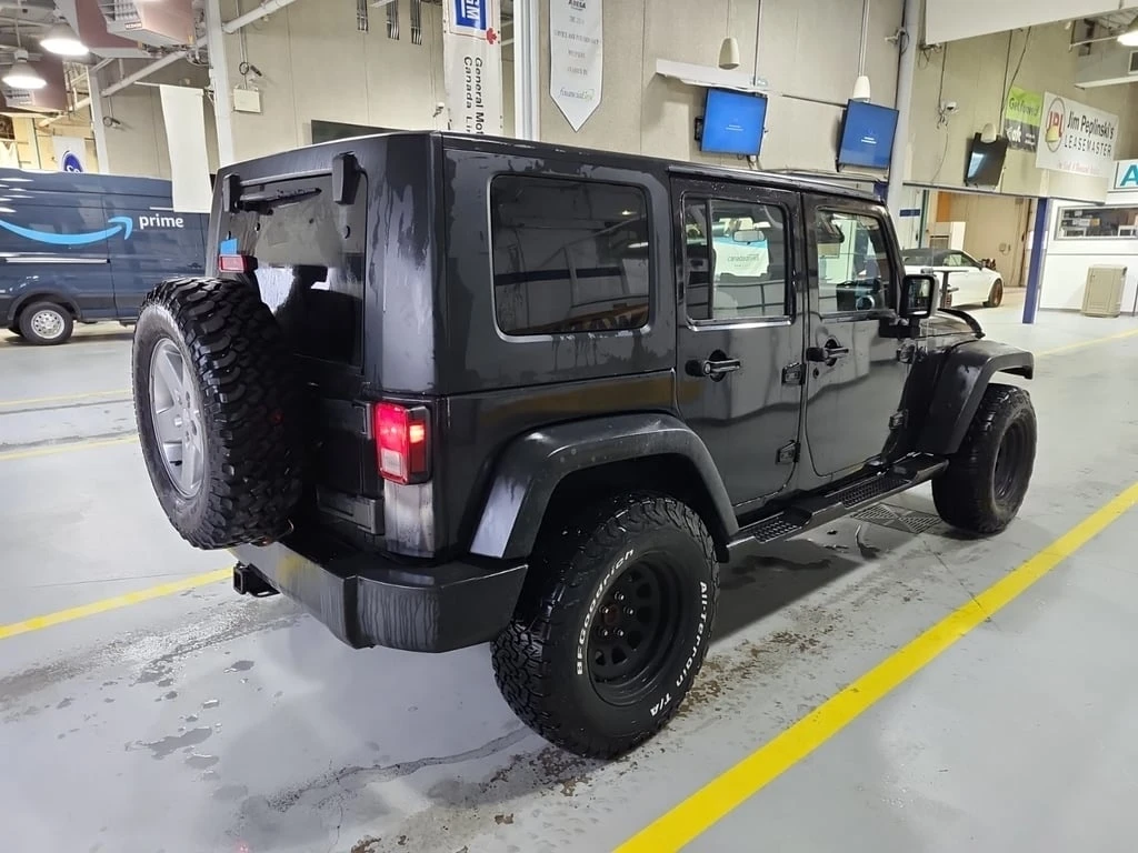 Jeep Wrangler * SAHARA * CARFAX * БЕЗ ПЪРВОНАЧАЛНА ВНОСКА - изображение 3