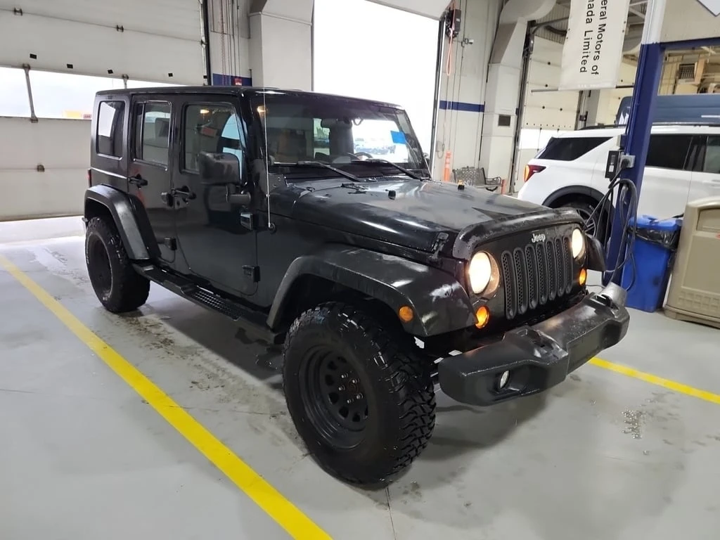Jeep Wrangler * SAHARA * CARFAX * БЕЗ ПЪРВОНАЧАЛНА ВНОСКА - изображение 2