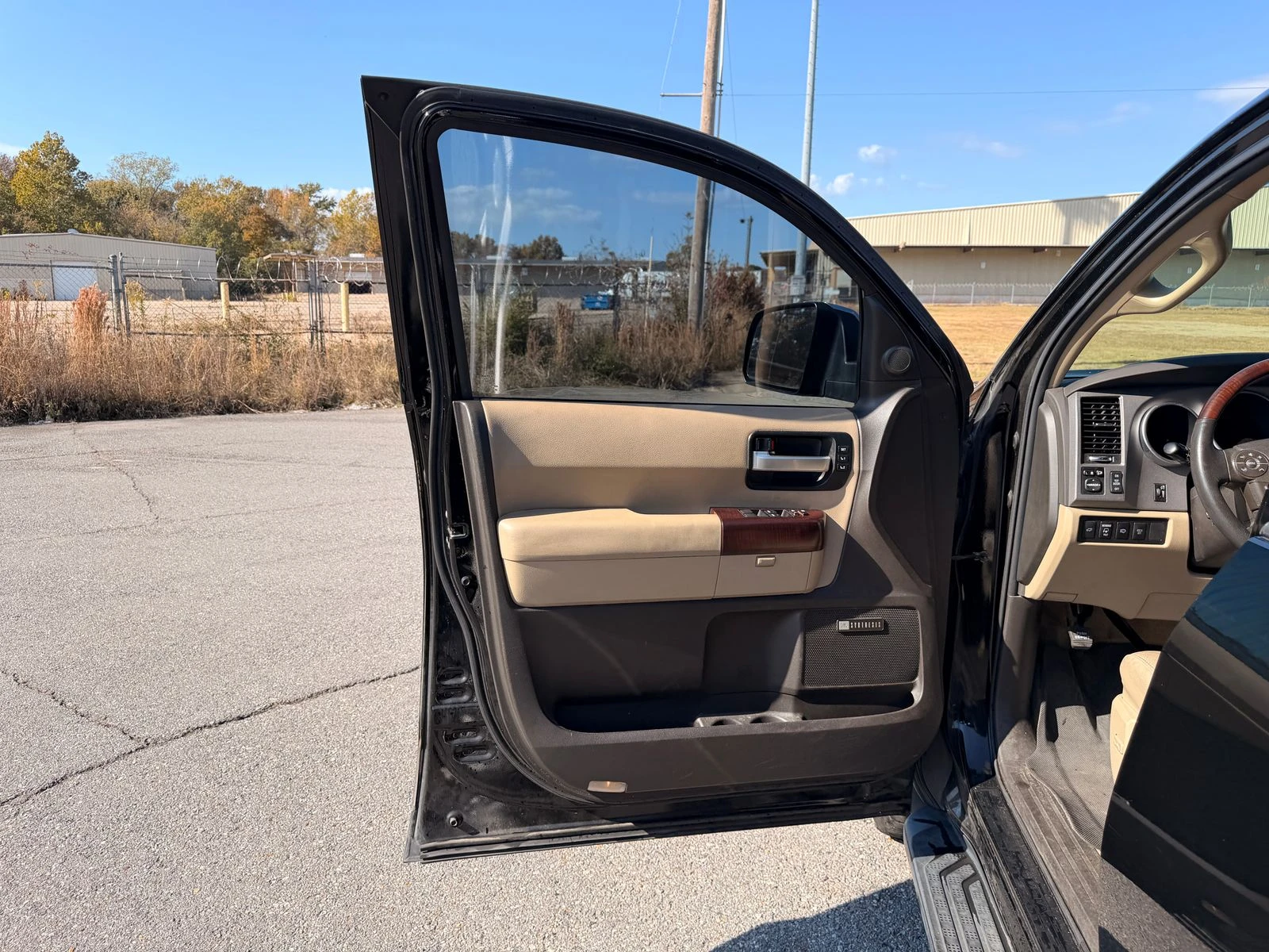 Toyota Sequoia PLATINUM* 5.7* V8* * *  | Mobile.bg   7