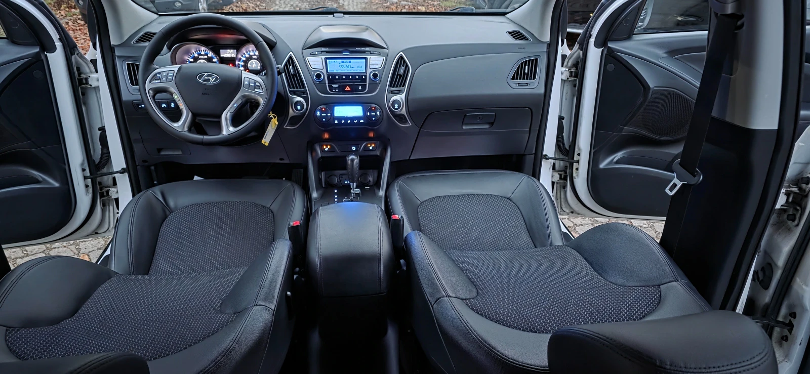 Hyundai IX35 2.0 * 4WD* АВТОМАТ* ОБСЛУЖЕН* СЕРВ. ИСТОРИЯ* SWISS - изображение 10