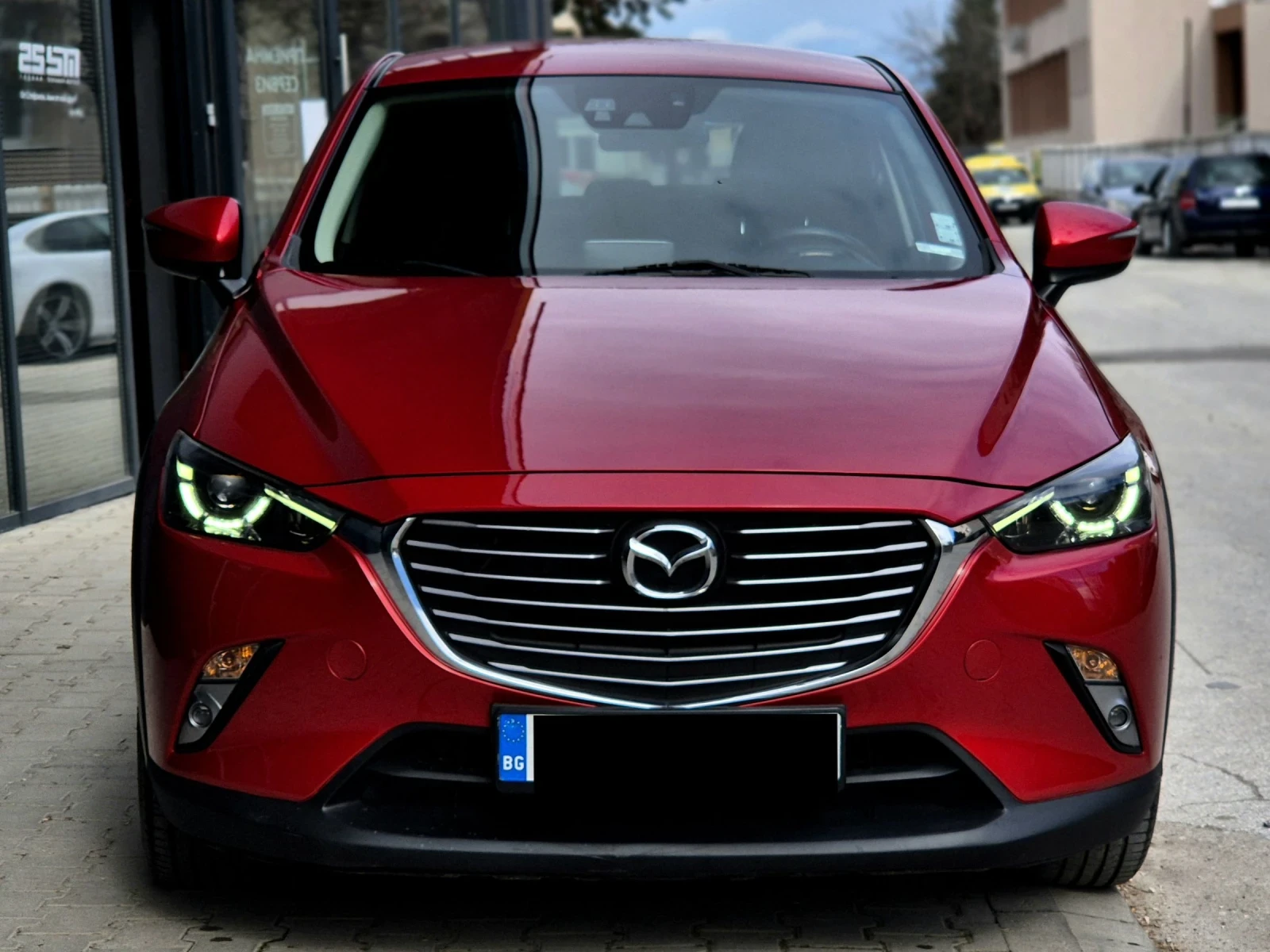 Mazda CX-3 1.5 D 4x4 * Keyless * Подгрев * Камера * Head Up  - изображение 2