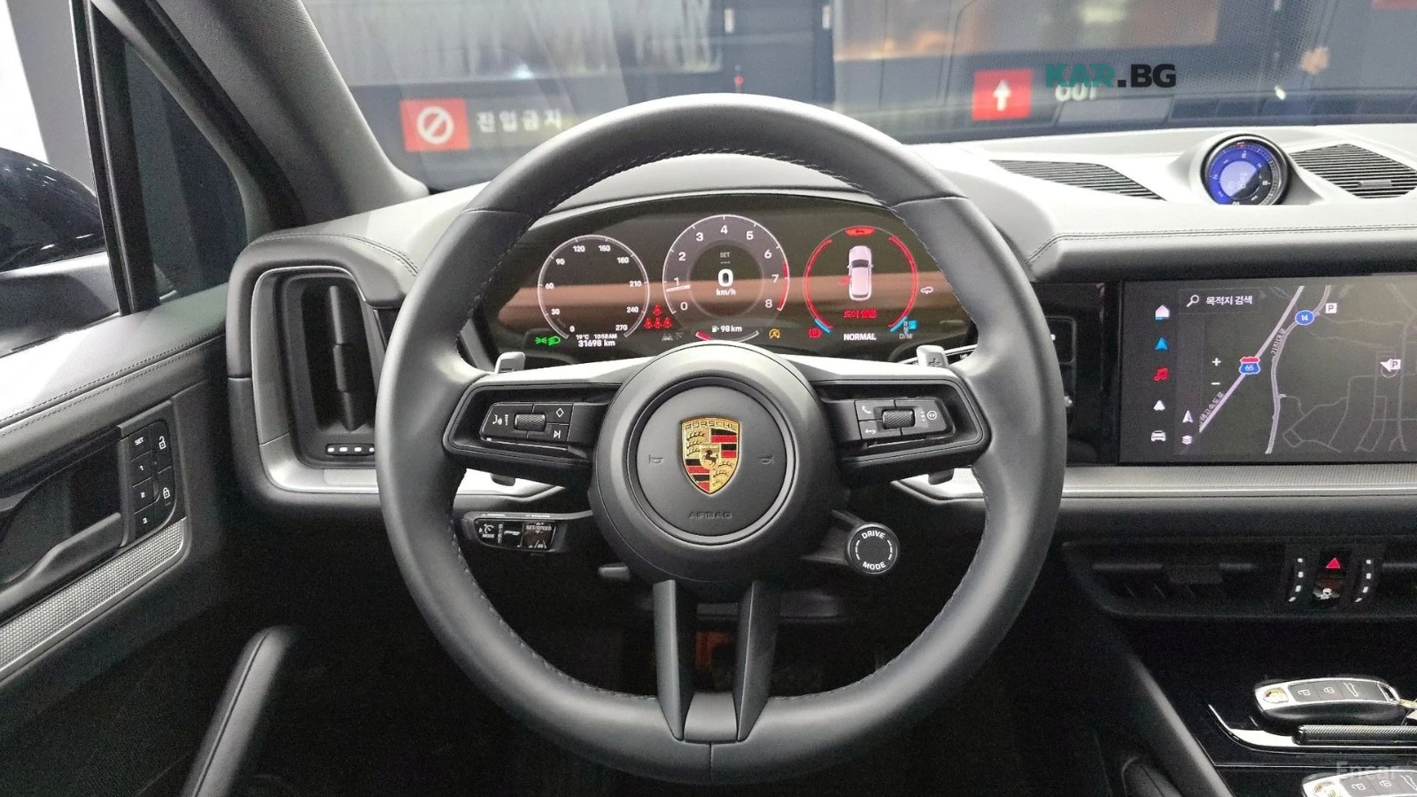 Porsche Cayenne * 3.0* AWD* ПОДГРЕВ* ОБДУХВАНЕ* ПАНО* 360* HEAD-UP, снимка 13 - Автомобили и джипове - 55279052