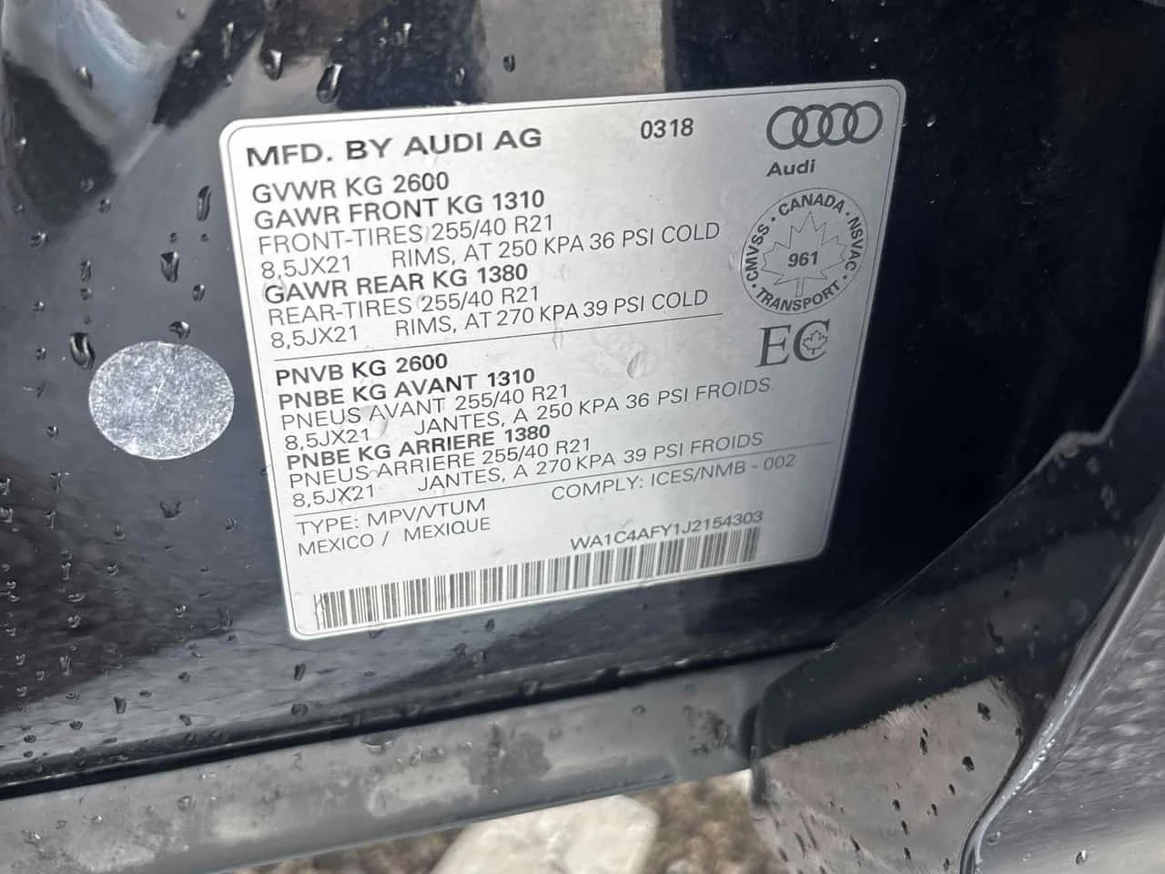 Audi SQ5 Technik  CARFAX, снимка 10 - Автомобили и джипове - 55748948