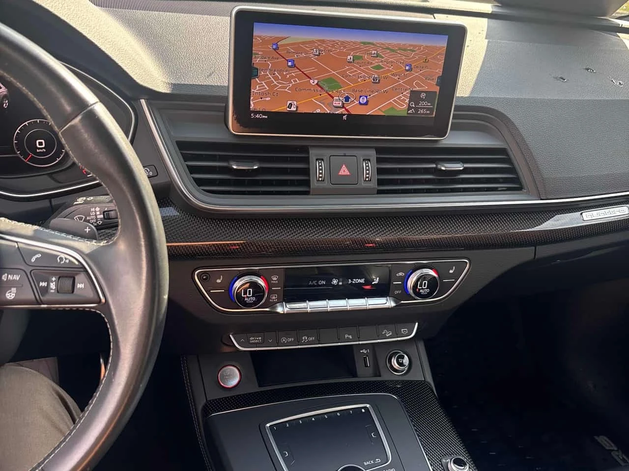 Audi SQ5 Technik  CARFAX, снимка 9 - Автомобили и джипове - 55748948