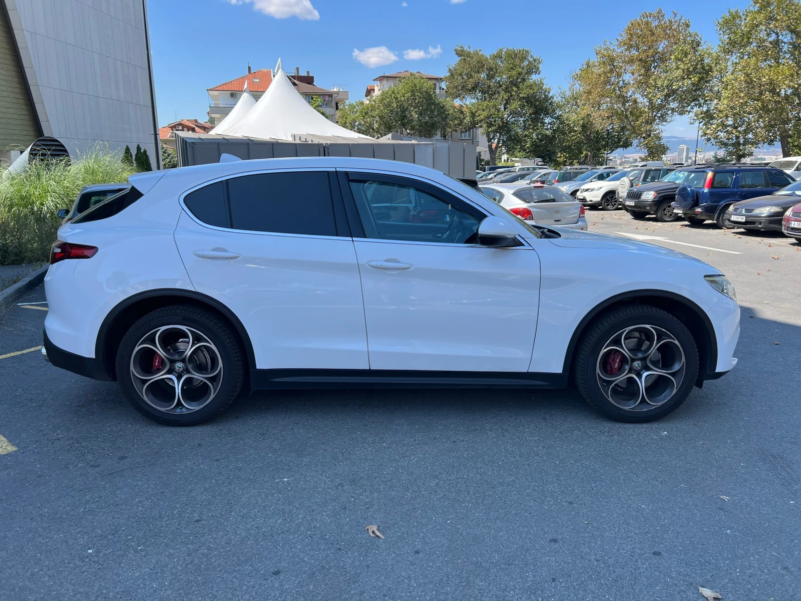 Alfa Romeo Stelvio 2.2D 210к.с. Q4 8ZF Euro 6B, снимка 4 - Автомобили и джипове - 56007786