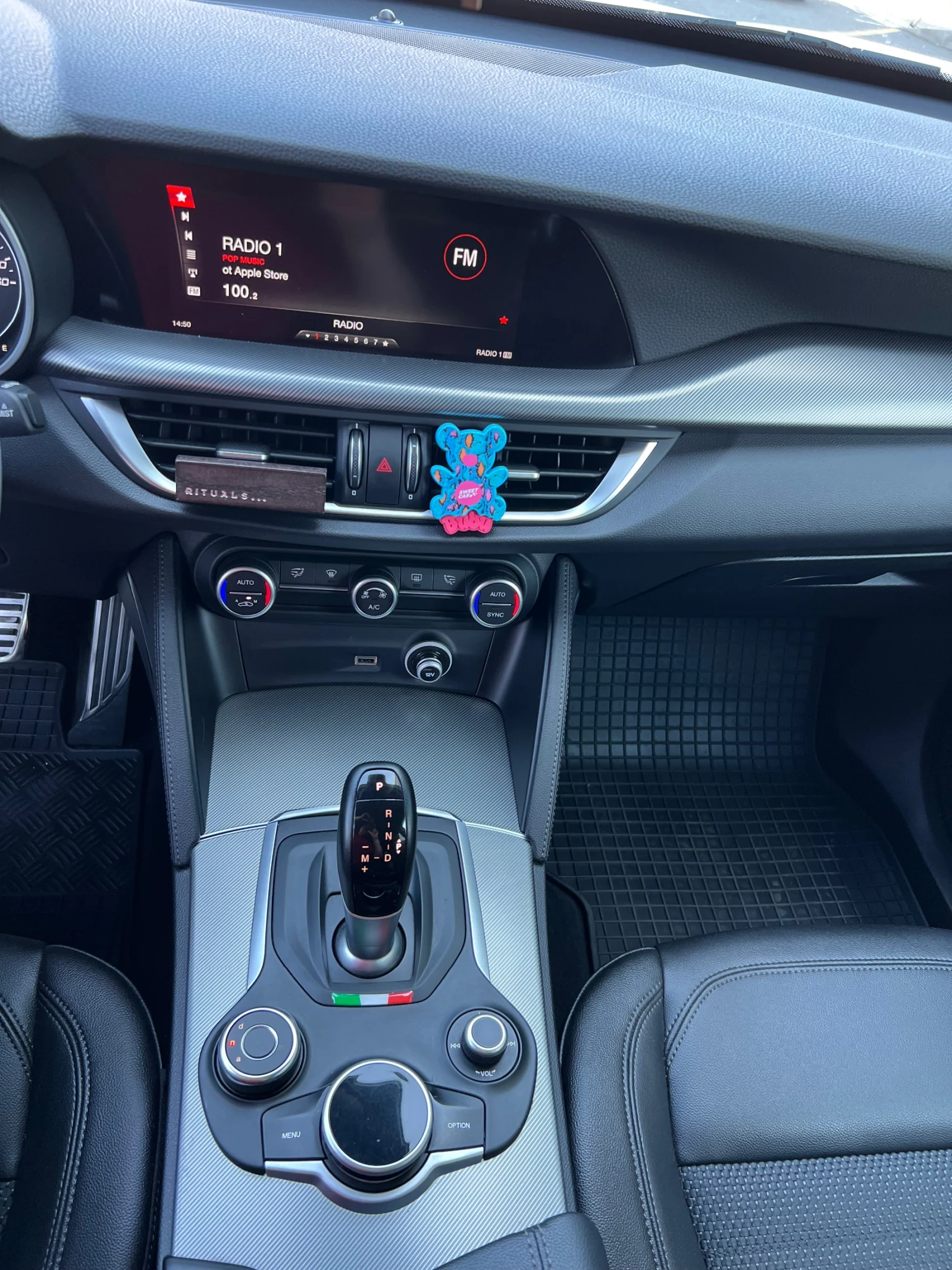 Alfa Romeo Stelvio 2.2D 210к.с. Q4 8ZF Euro 6B, снимка 12 - Автомобили и джипове - 56007786