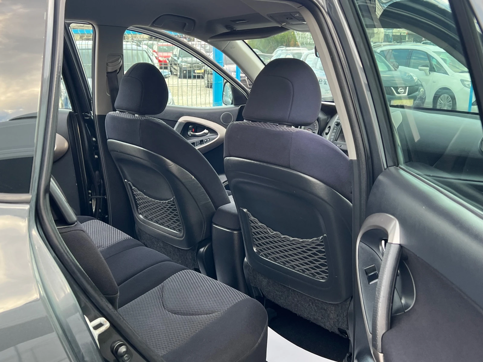 Toyota Rav4 ������-�����-����-4�4-��� | Mobile.bg � ����������� 10