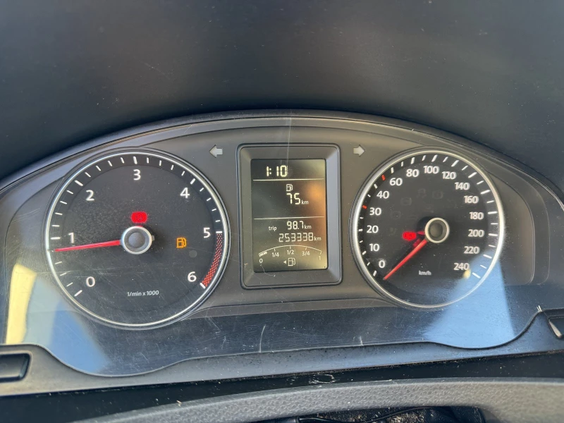 VW T6 ХЛАДИЛЕН+ КЛИМА, снимка 11 - Бусове и автобуси - 52414308