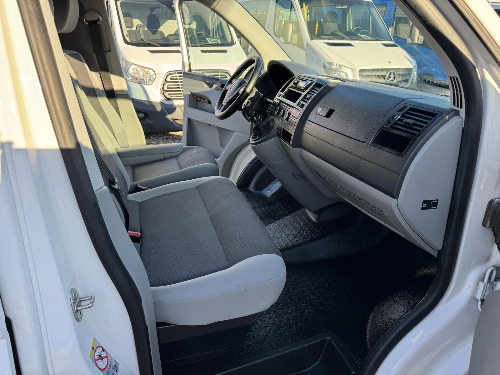 VW T6 ХЛАДИЛЕН+ КЛИМА - изображение 7