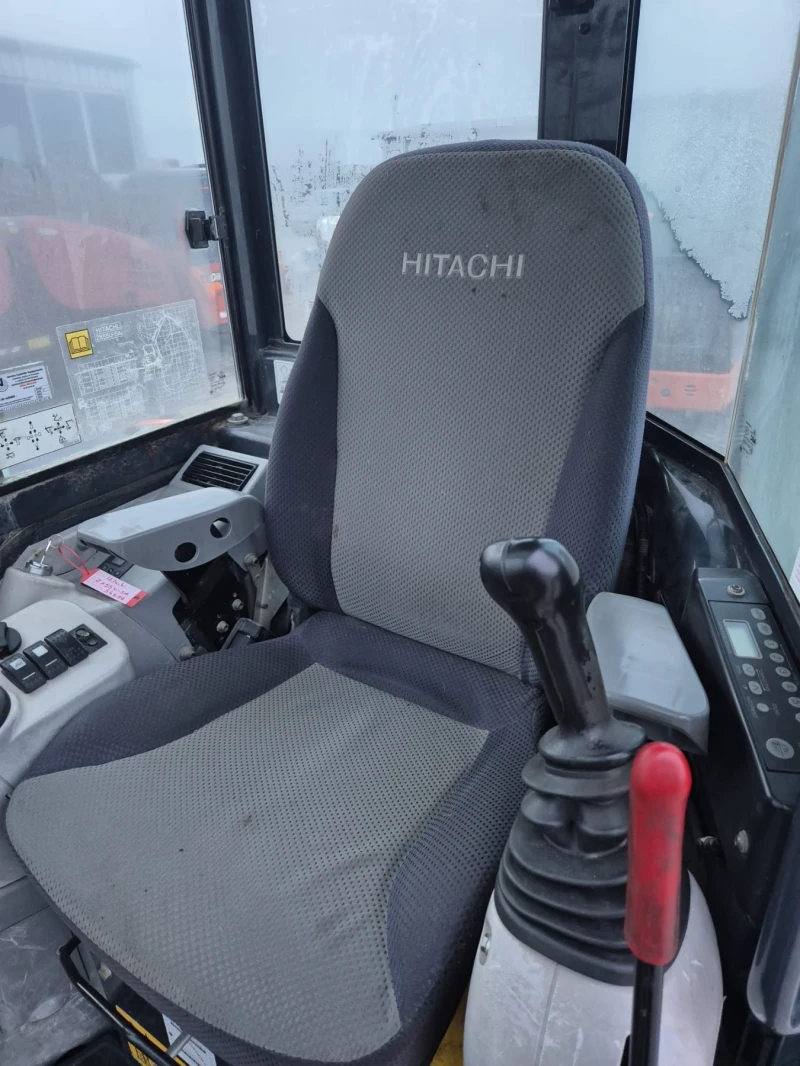 Багер Hitachi ZX55U-5A НАЛИЧЕН, снимка 3 - Индустриална техника - 53126605