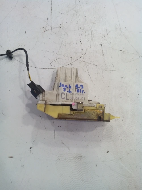 Задна лява брава за Сааб 9-3, снимка 1 - Части - 49044995