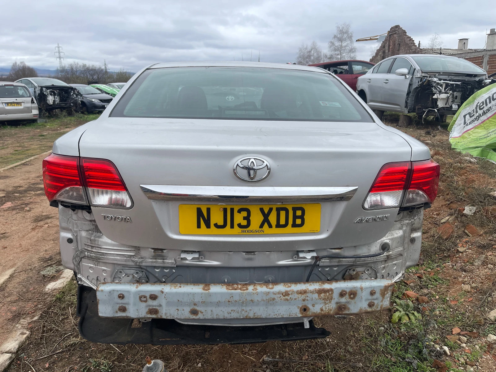    Toyota Avensis 2009-2017 | Mobile.bg   4