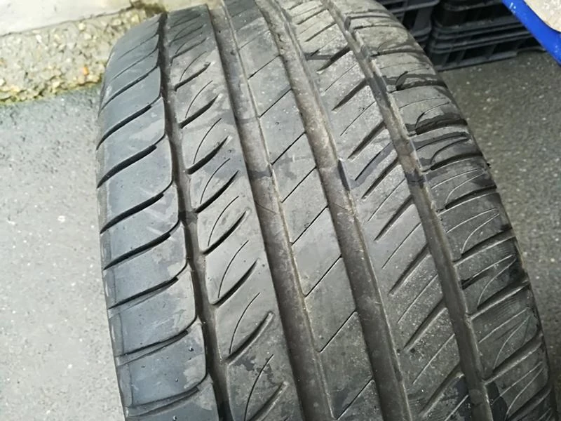 Гуми Летни 245/45R18, снимка 2 - Гуми и джанти - 20889353