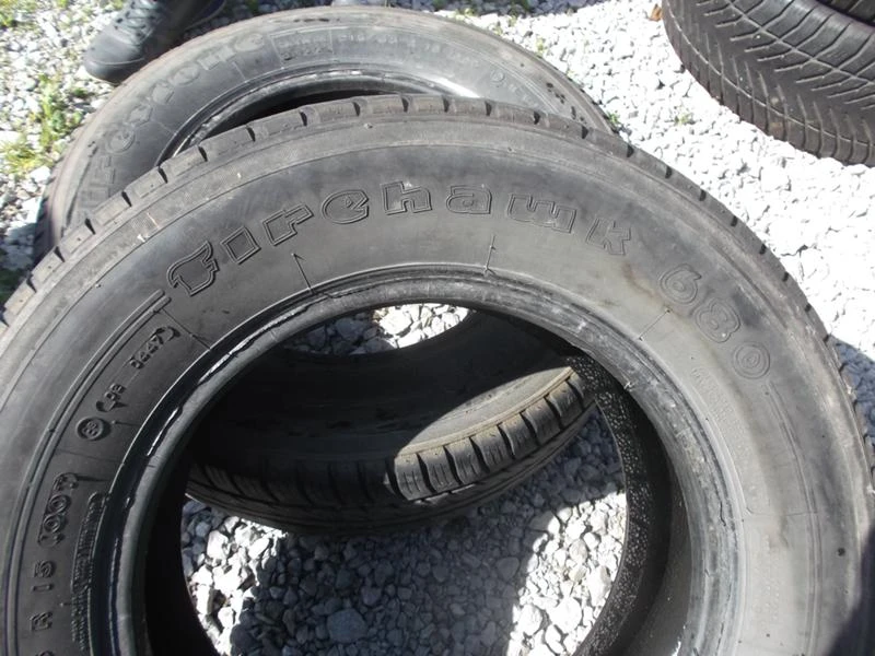 Гуми Летни 215/65R15, снимка 4 - Гуми и джанти - 21393199