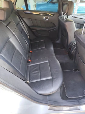 Mercedes-Benz E 350 4 MATIC, снимка 8