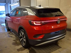 VW ID.4 PRO/CARFAX/ПАНОРАМА/2 КЛЮЧА/ПОДГРЕВ/4х4, снимка 4