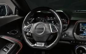 Chevrolet Camaro ZL1-PACK / ОБДУХВАНЕ / ПОДГРЕВИ / HEADUP / ШИБИДАХ, снимка 10