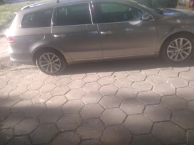 VW Passat B7 Highline 2.0TD? DSG, снимка 2