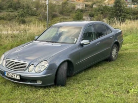 Mercedes-Benz E 320, снимка 2