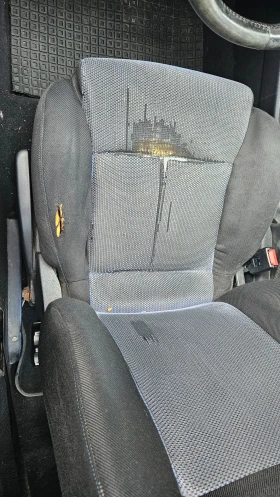 Обява за продажба на VW Golf 1.9 Tdi 110к.с. HighLine ~4 000 лв. - изображение 6