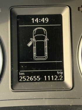 VW Touran 1.6 - 15500 лв. / 7925.02 € - 20635179 12