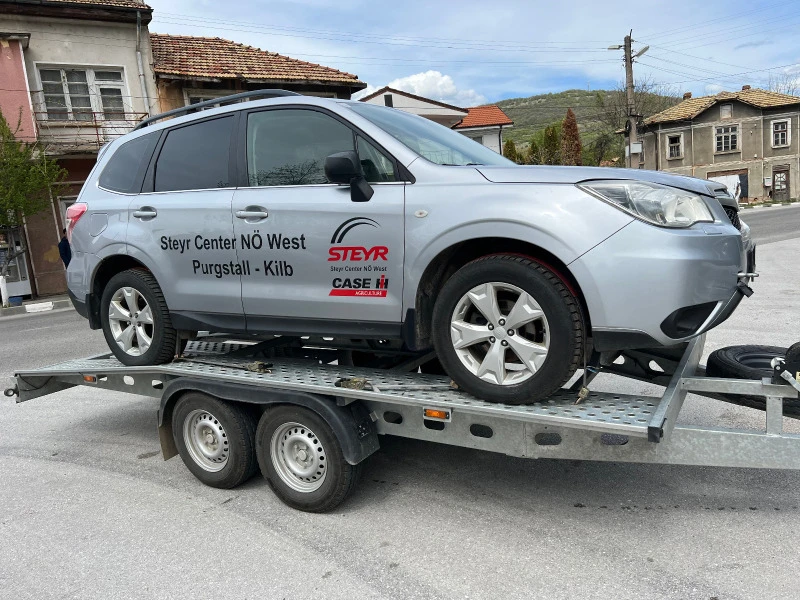 Subaru Forester 2.0 AUTOMAT CVT, снимка 2 - Автомобили и джипове - 13604894