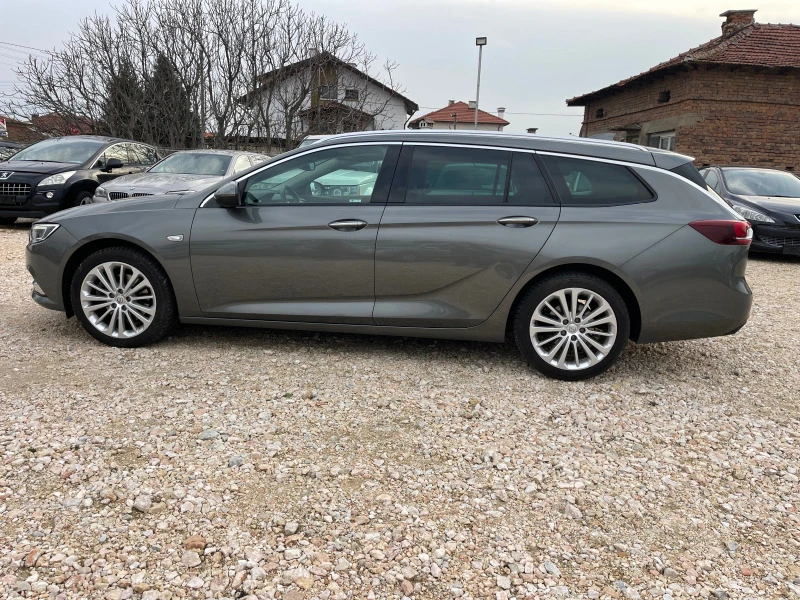 Opel Insignia Sports Tourer 170kc, снимка 6 - Автомобили и джипове - 44719528