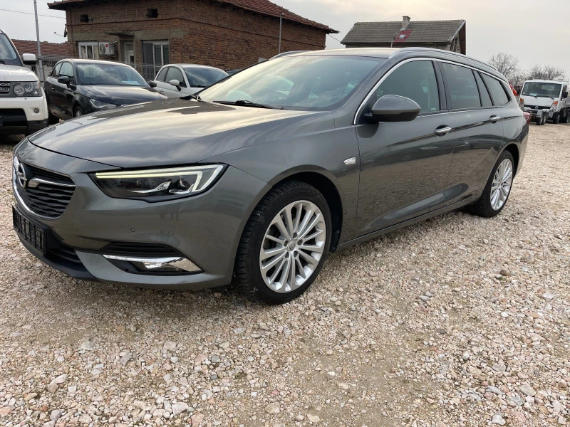 Opel Insignia Sports Tourer 170kc, снимка 5 - Автомобили и джипове - 44719528