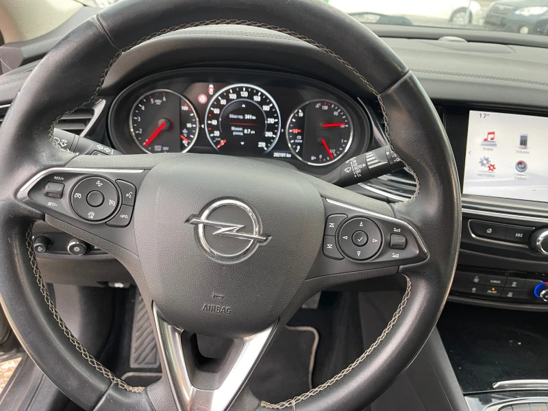 Opel Insignia Sports Tourer 170kc, снимка 8 - Автомобили и джипове - 44719528