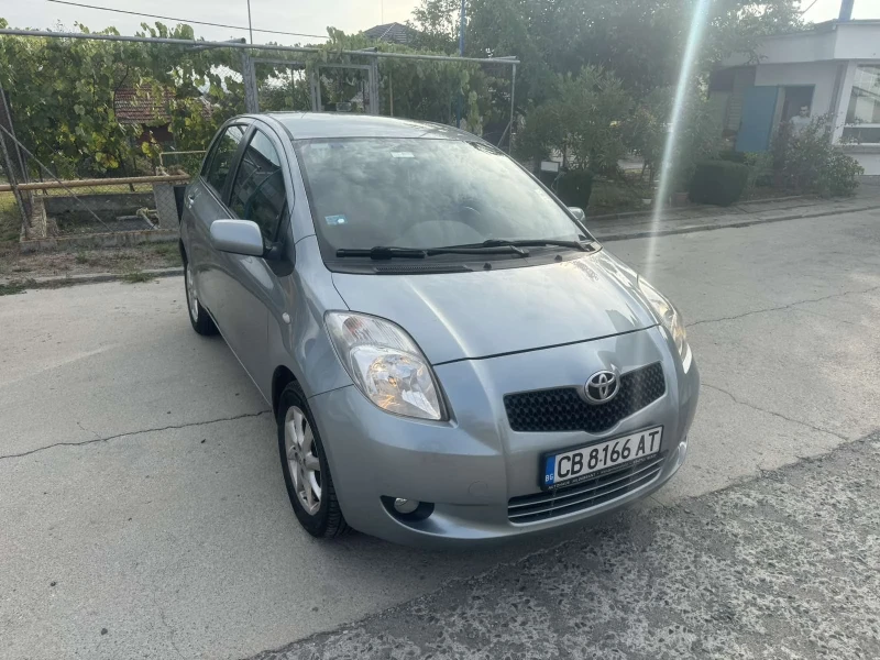 Toyota Yaris 1.3 VVT-I ЛИЗИНГ, снимка 1 - Автомобили и джипове - 47211554