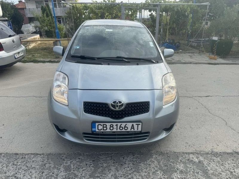 Toyota Yaris 1.3 VVT-I ЛИЗИНГ, снимка 2 - Автомобили и джипове - 47211554