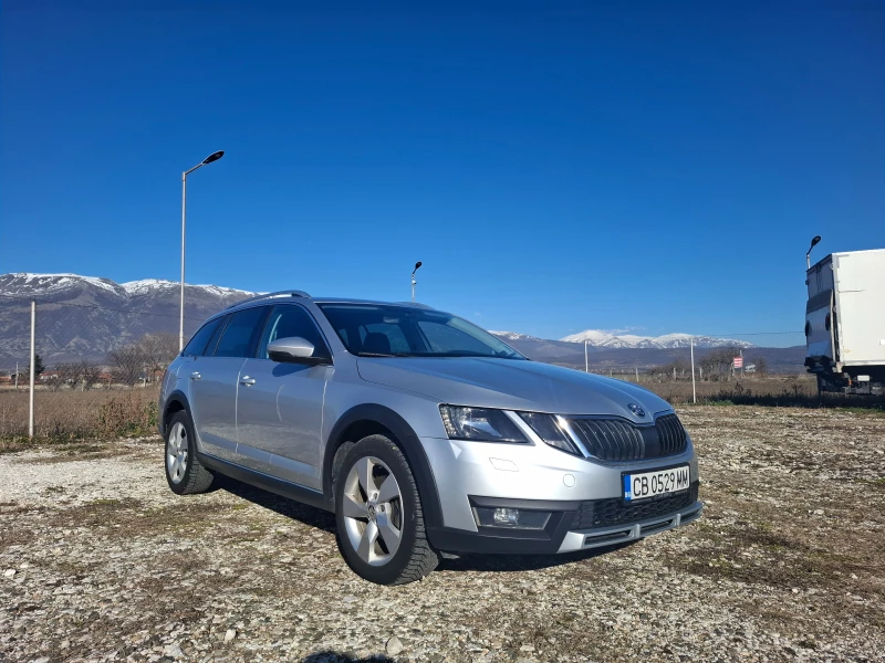 Skoda Octavia SCOUT 4X4 DSG , снимка 3 - Автомобили и джипове - 48629221