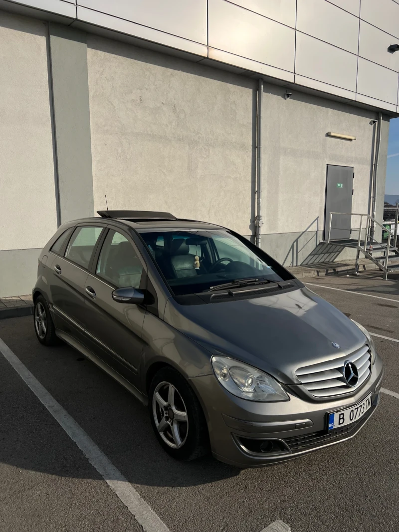 Mercedes-Benz B 200, снимка 1 - Автомобили и джипове - 49536270