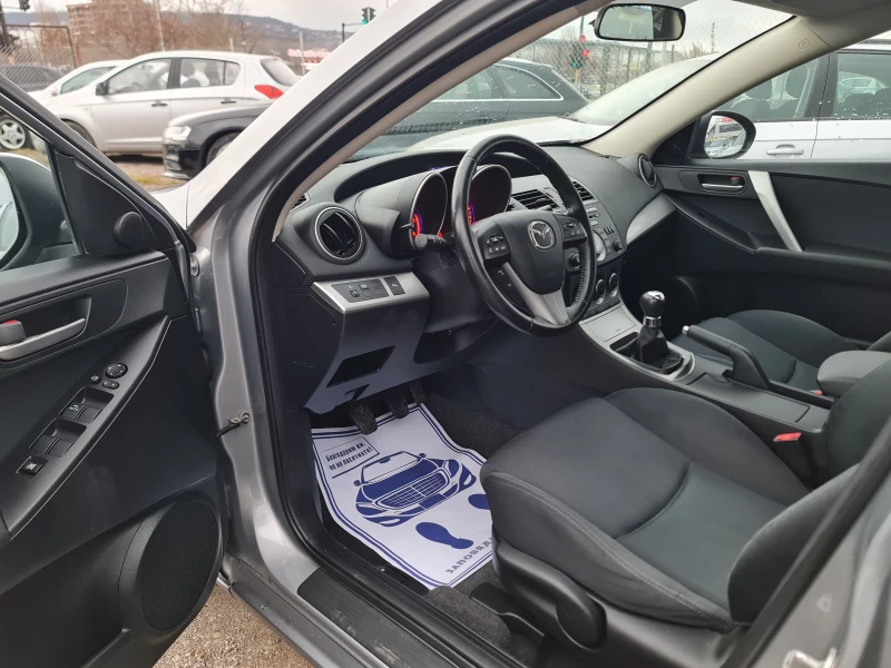 Mazda 3 1.6d/115hp, снимка 6 - Автомобили и джипове - 49442147