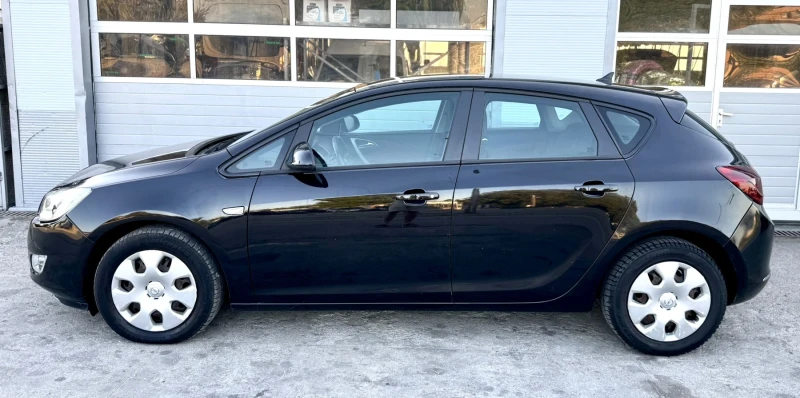 Opel Astra 1.3 CDTI eco FLEX , снимка 3 - Автомобили и джипове - 51303911